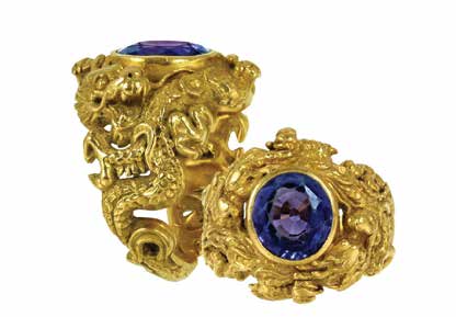 COLOR CHANGE SPINEL RING IN 18K YELLOW GOLD; COURTESY PAULA CREVOSHAY